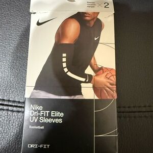 Nike Dri-FIT Elite UV Sleeves - Black and White